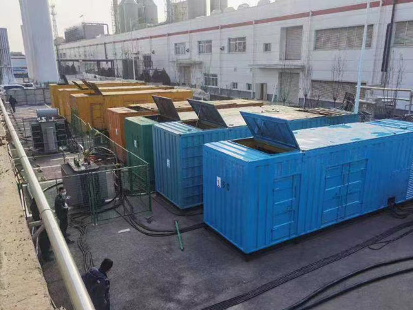 镜铁区380V和690V电压的电缆线相同吗？
